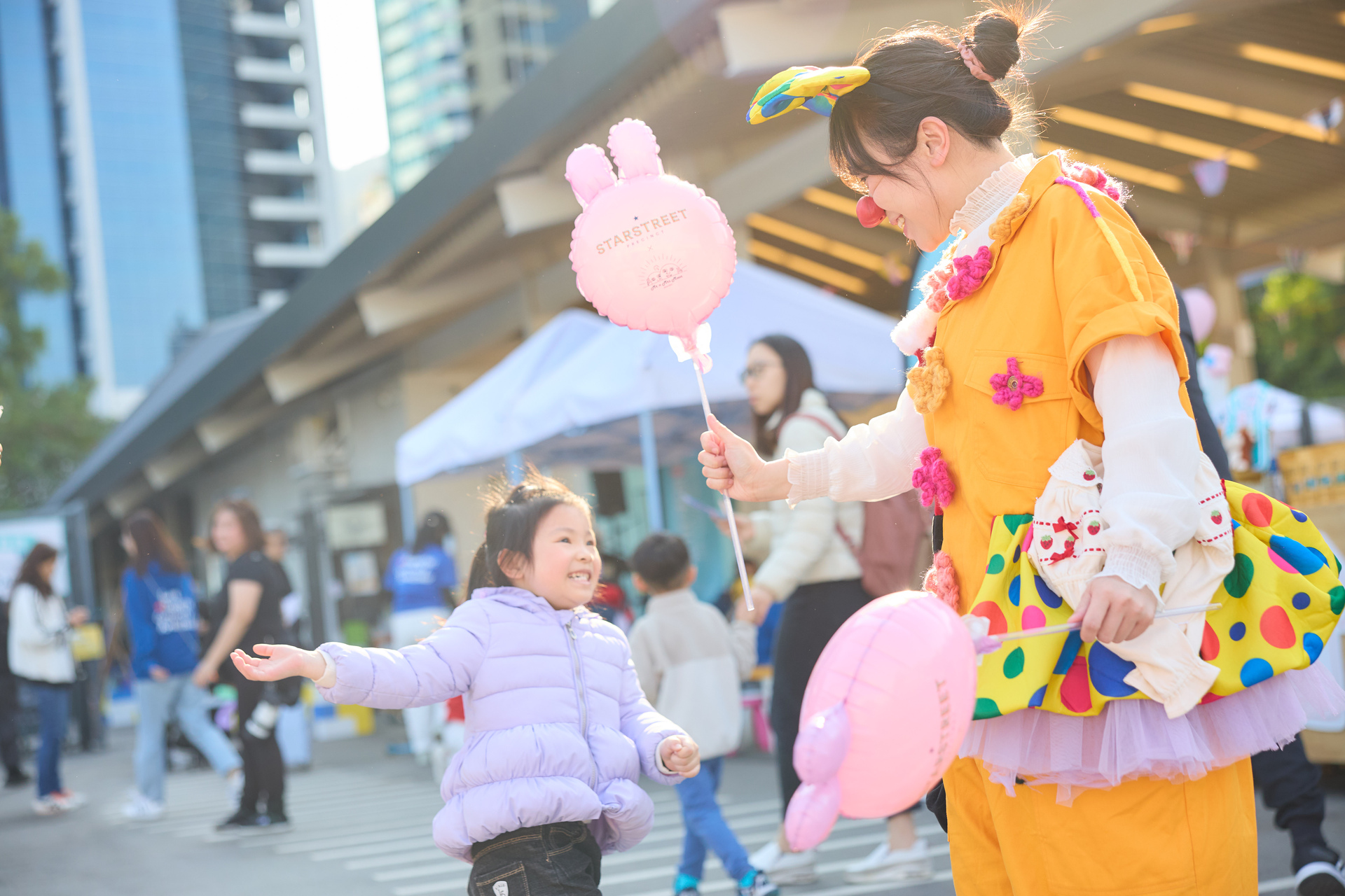 LITTLE FASHION FOR LOVE 2025