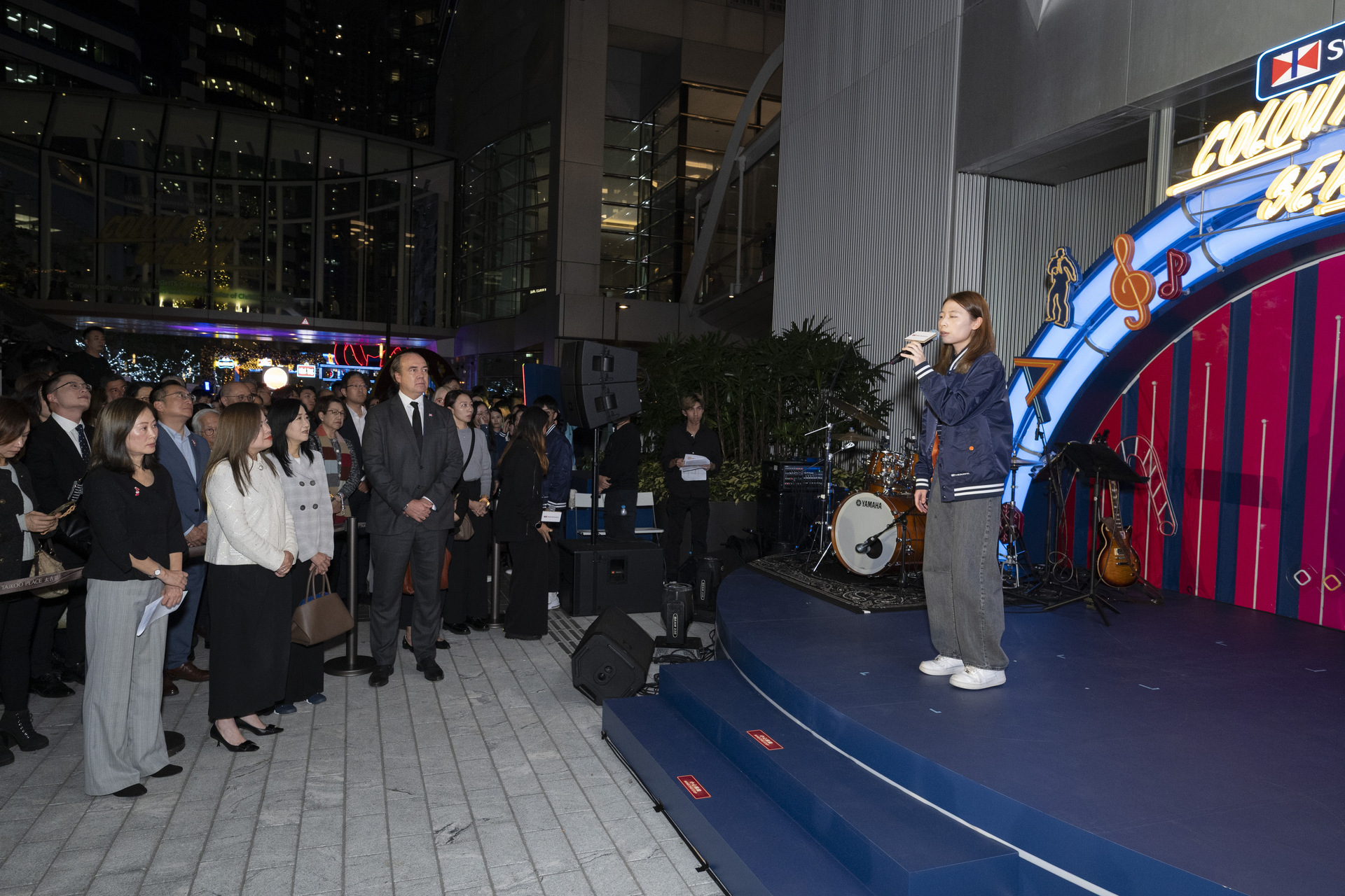 White Christmas Street Fair 2025