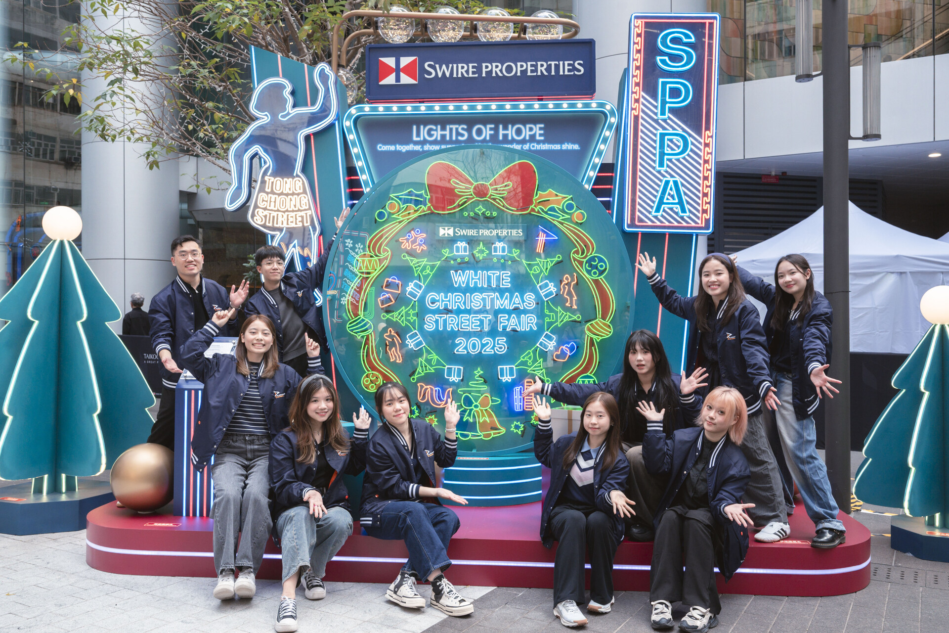 White Christmas Street Fair 2025