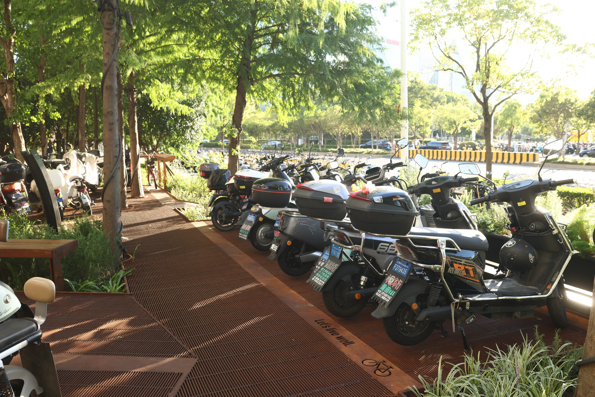 Green Parking at Taikoo Li Qiantan